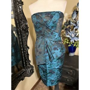 Pamela Roland Jacquard Sheath Strapless Formal Cocktail Dress Size 6